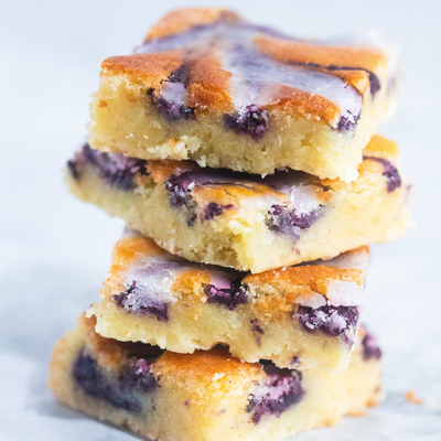 Blueberry And Lemon Drizzle Cakes Box of 8