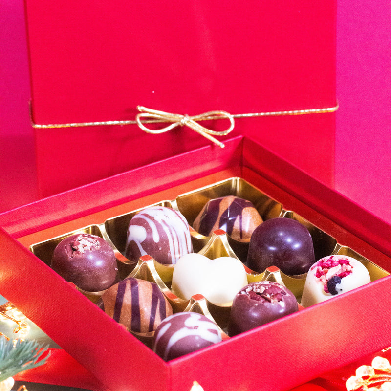 Random Selection 9 Luxury Christmas Mixed Chocolates (Assorted box of 9 low sugar chocolates)