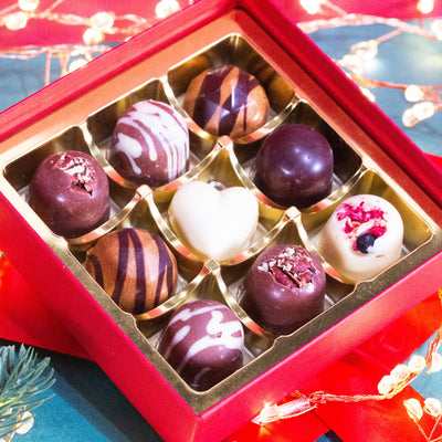 Random Selection 9 Luxury Christmas Mixed Chocolates (Assorted box of 9 low sugar chocolates)