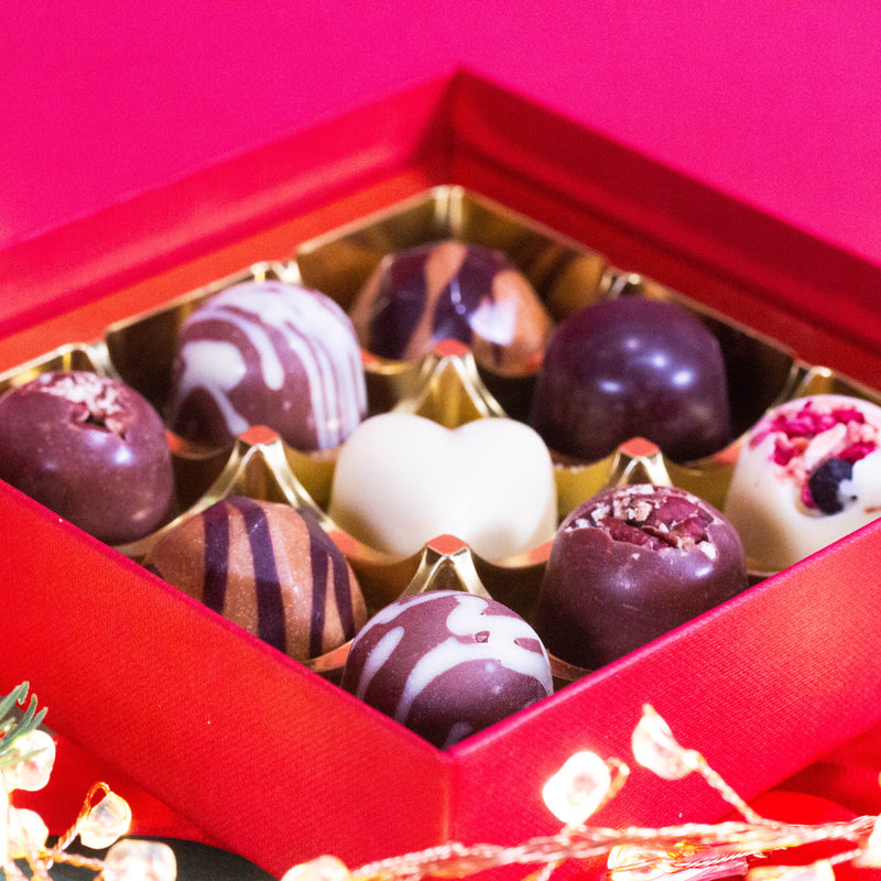 Random Selection 9 Luxury Christmas Mixed Chocolates (Assorted box of 9 low sugar chocolates)