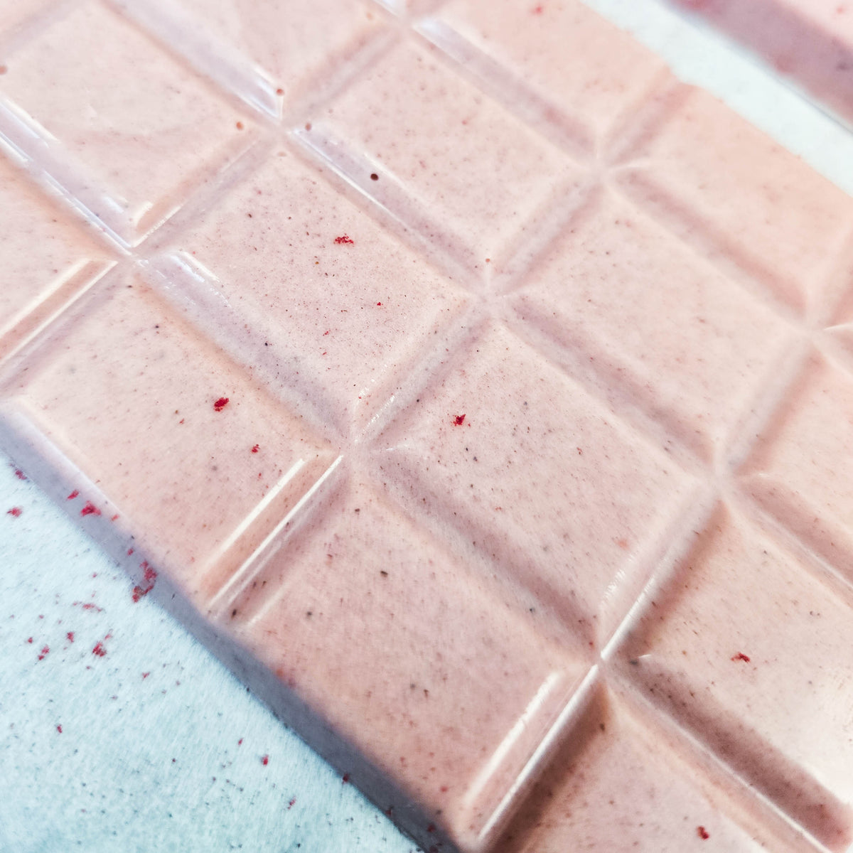 Raspberry & Vanilla Keto White Chocolate Bar 100g